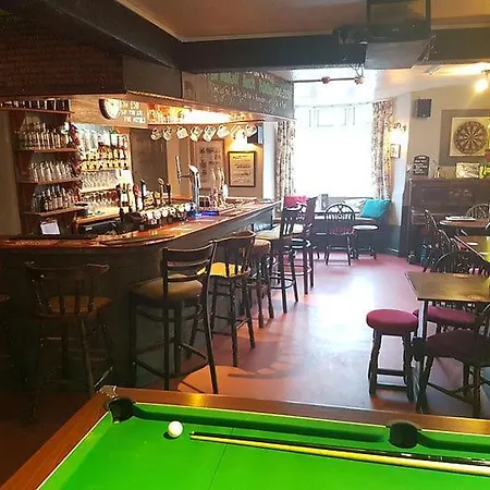 The Halfway House Pub And Kitchen