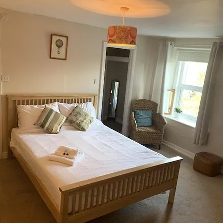 The Halfway House Pub And Kitchen Bed & Breakfast